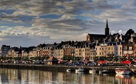 Trouville sur mer vue sur la Touque